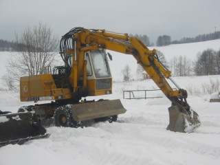 Liebherr A900